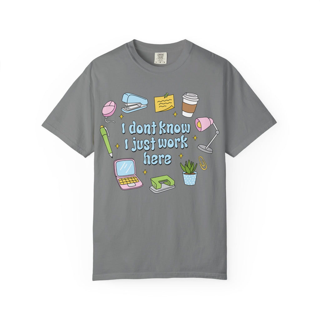 Graphic T-Shirt - I Don't Know I Just Work Here