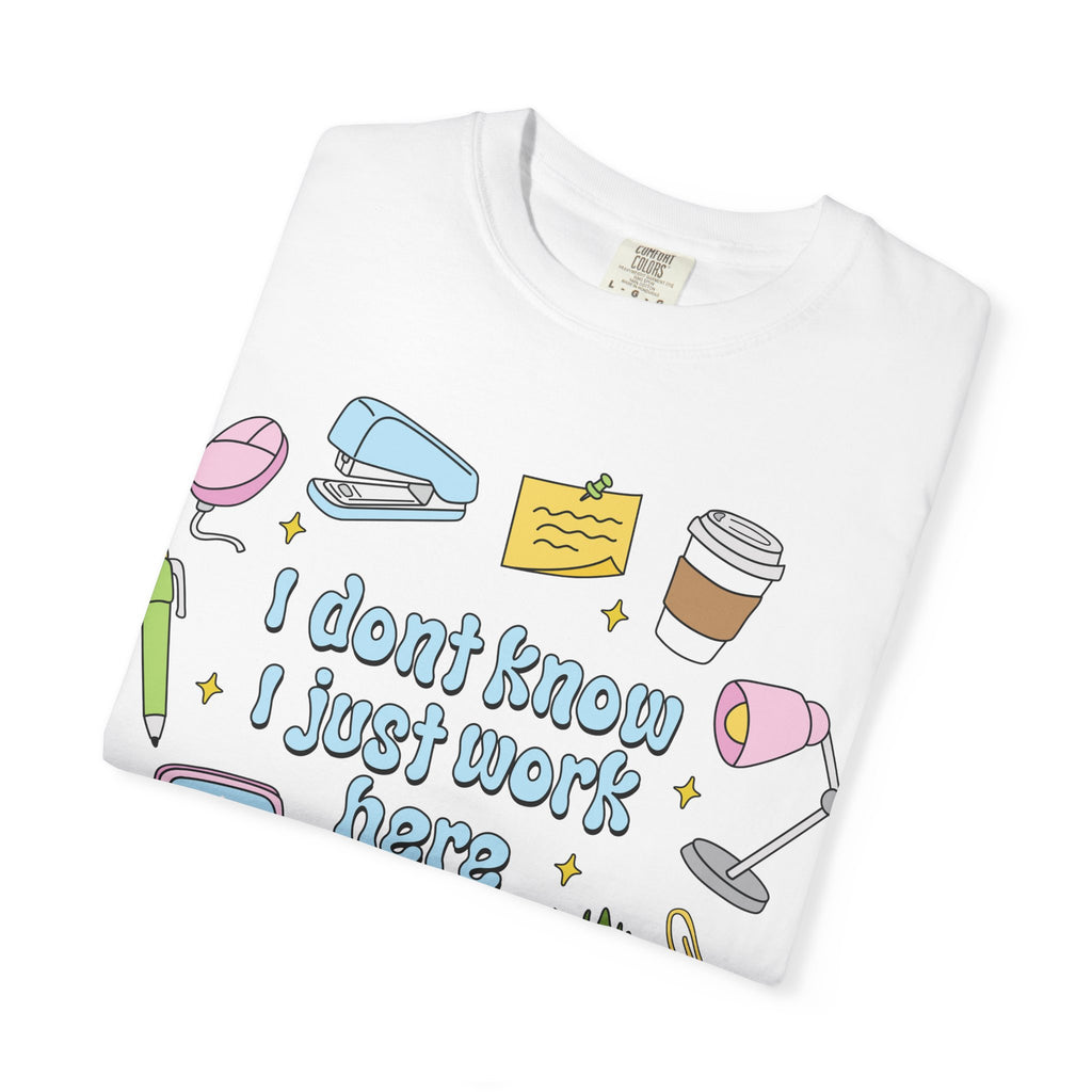 Graphic T-Shirt - I Don't Know I Just Work Here
